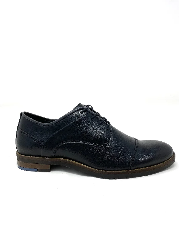 Alex Oxford in Black from Novacas